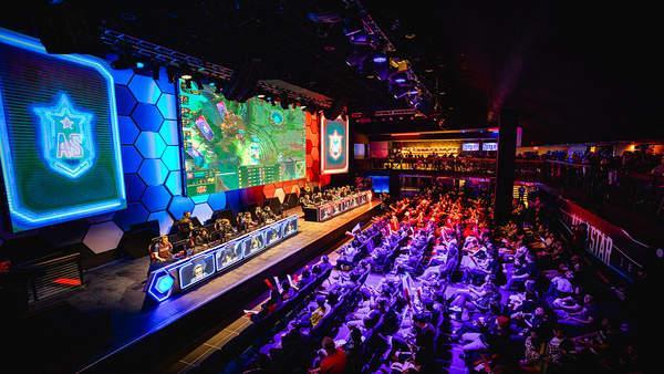 貫穿整個進 貫穿整個進