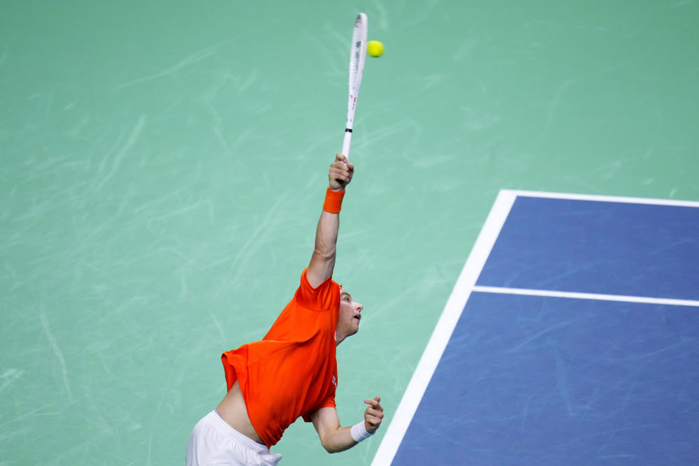 配合频繁出 配合频繁出