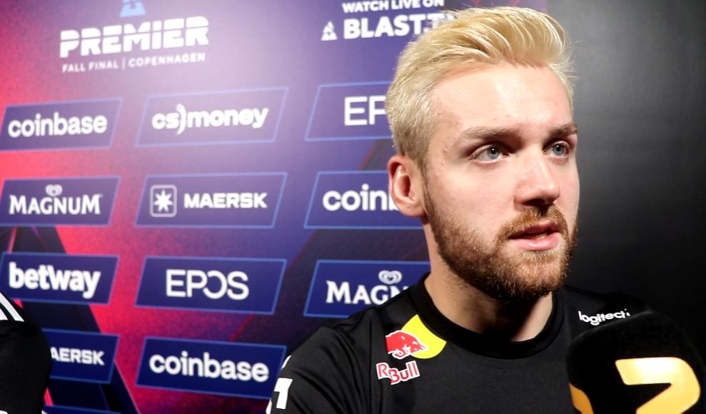 手套像被球 手套像被球